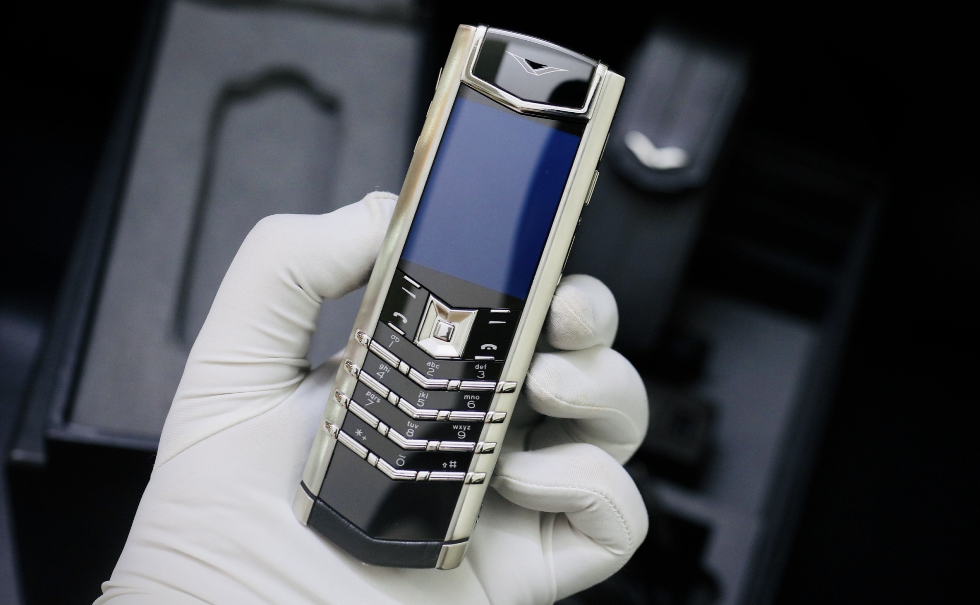 Vertu Signature S Steel